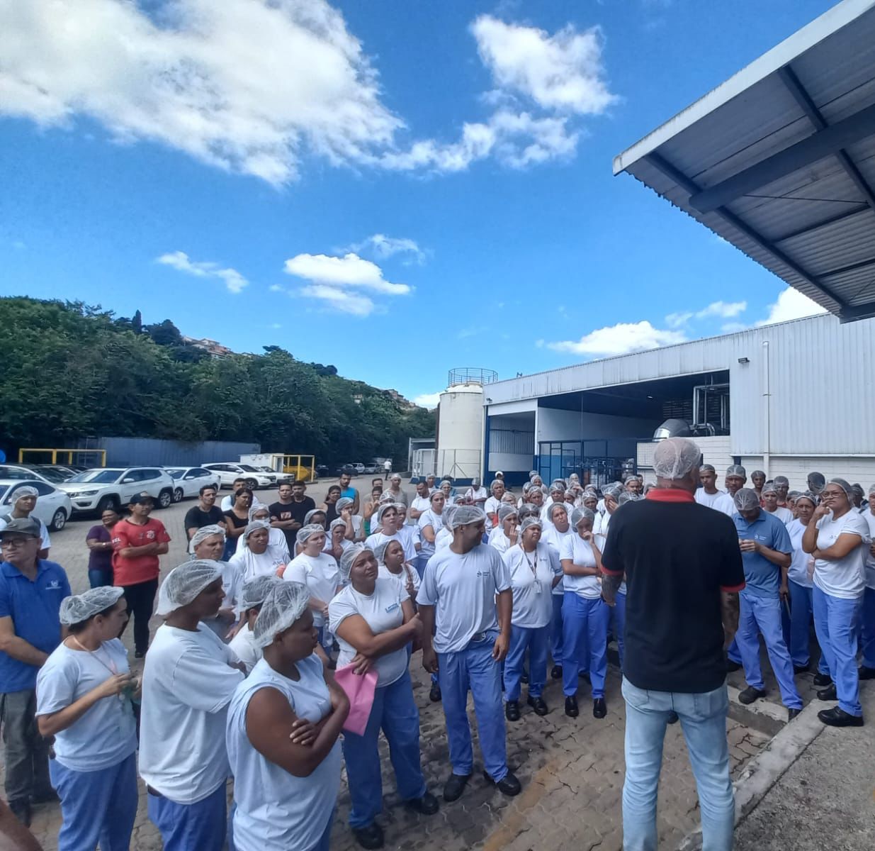 SEACOTURH Conquista Aumento na Participação nos Lucros para Trabalhadores da Lavsim